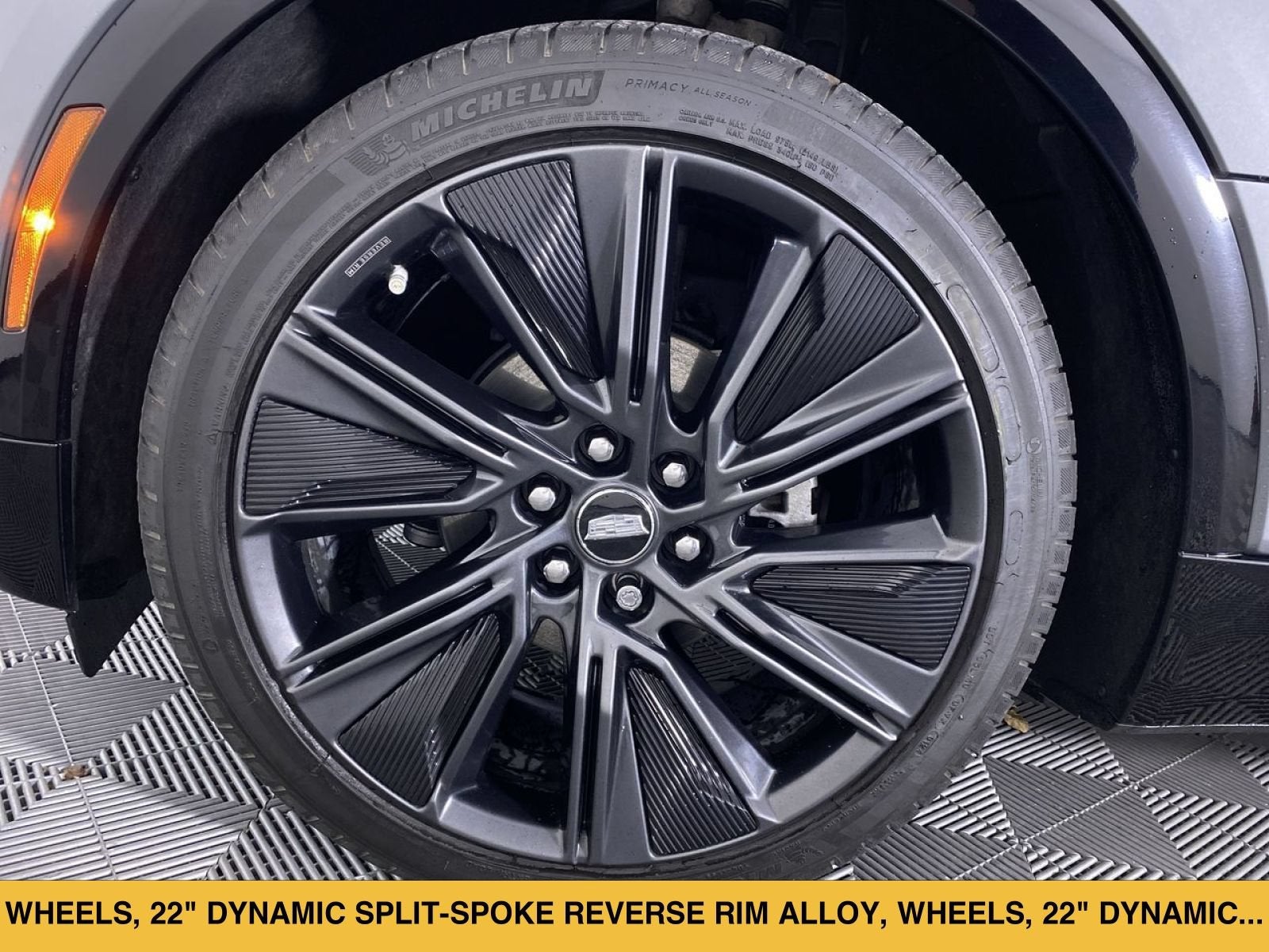 2024 Cadillac LYRIQ Sport 3