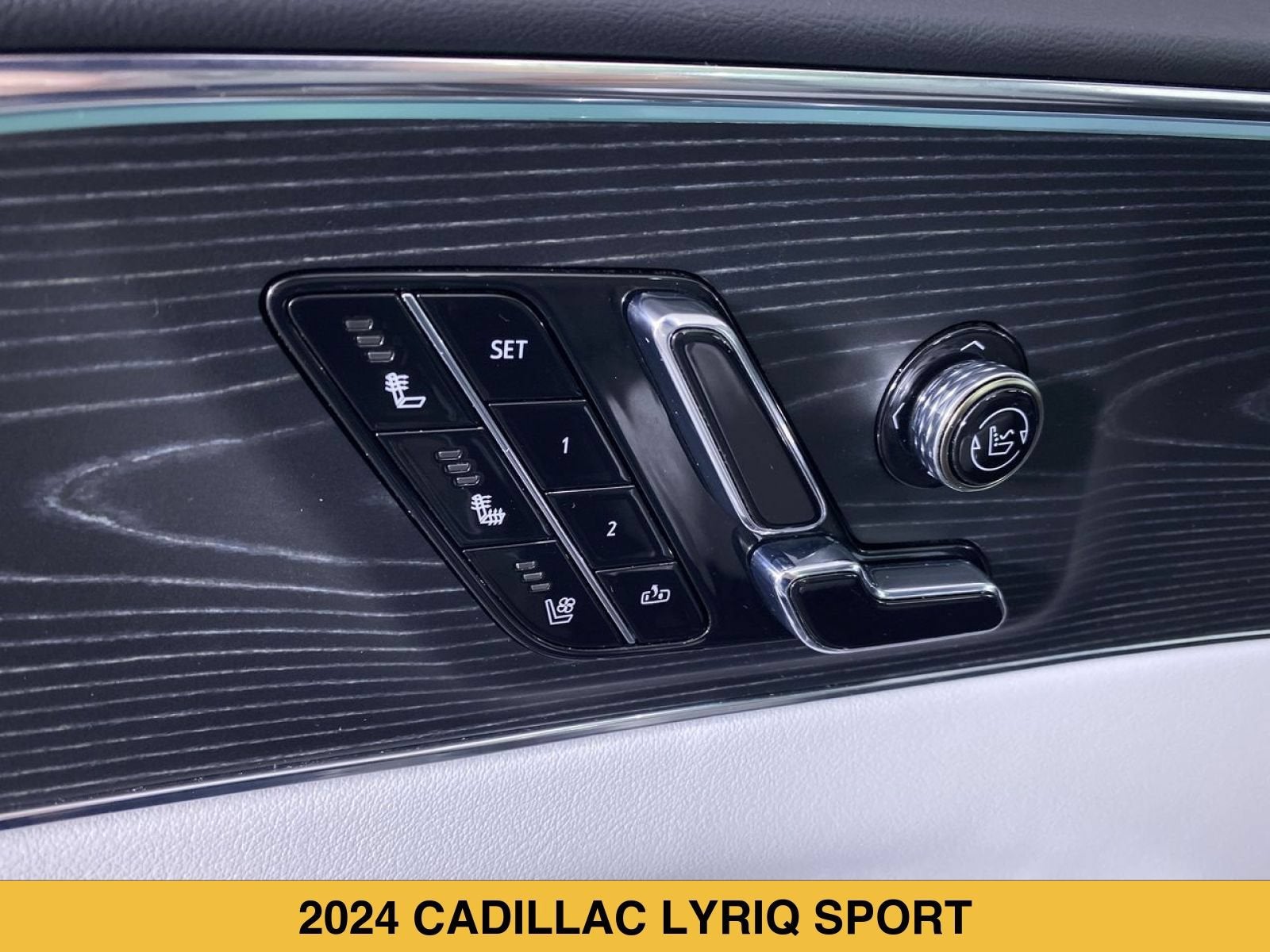 2024 Cadillac LYRIQ Sport 3