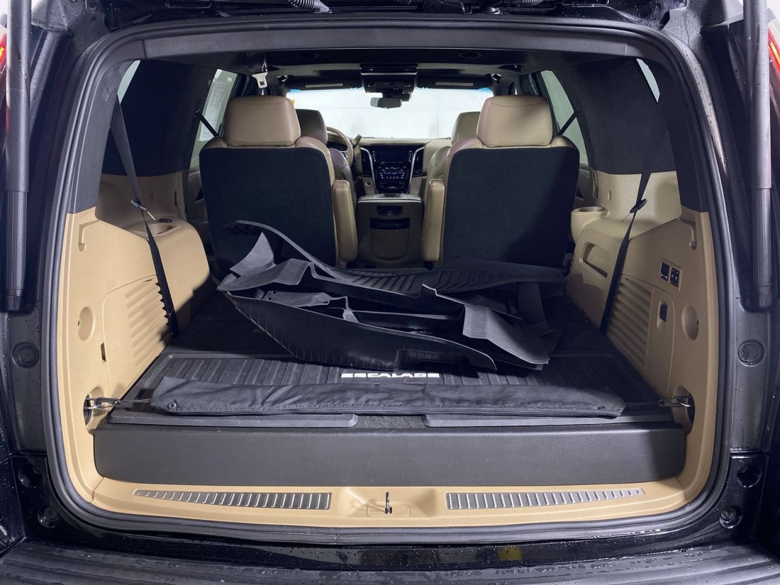 2020 Cadillac Escalade Platinum
