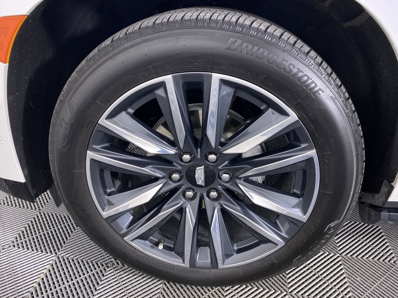 2024 Cadillac Escalade Sport