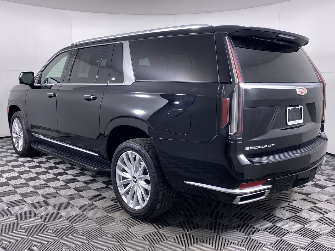 2023 Cadillac Escalade ESV Luxury