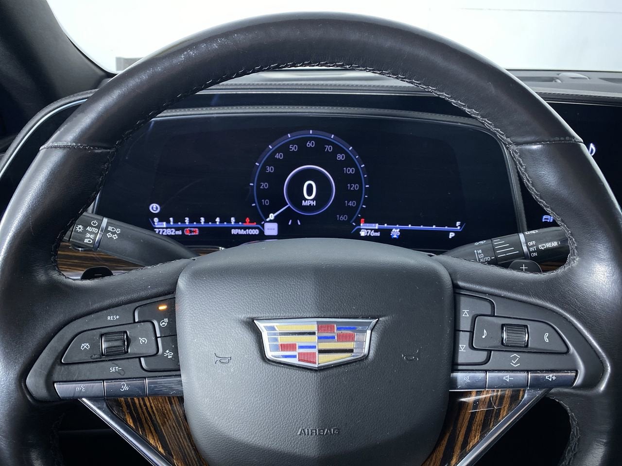 2023 Cadillac Escalade ESV Luxury