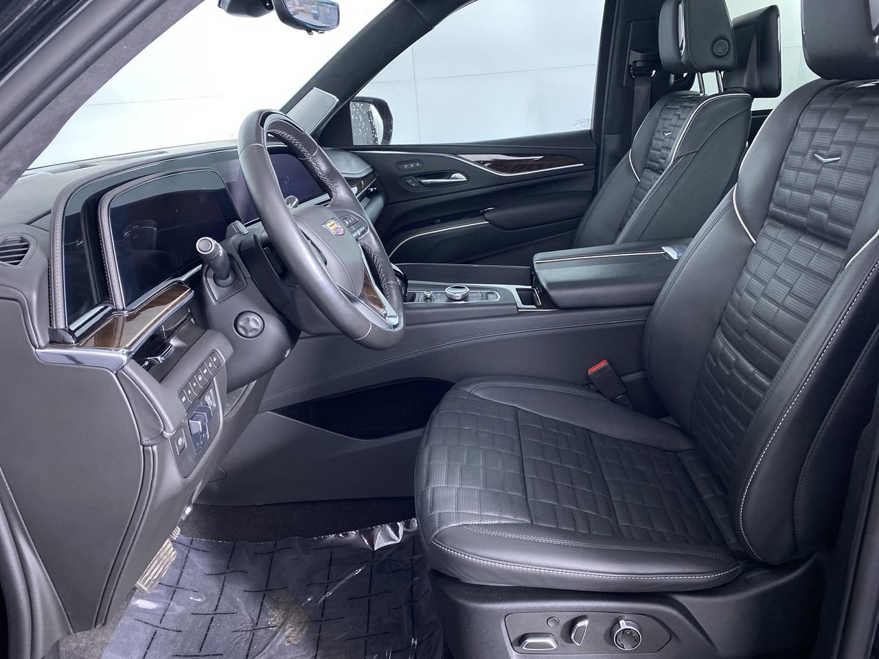 2023 Cadillac Escalade ESV Premium Luxury Platinum