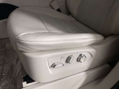 2023 Cadillac Escalade ESV Premium Luxury Platinum