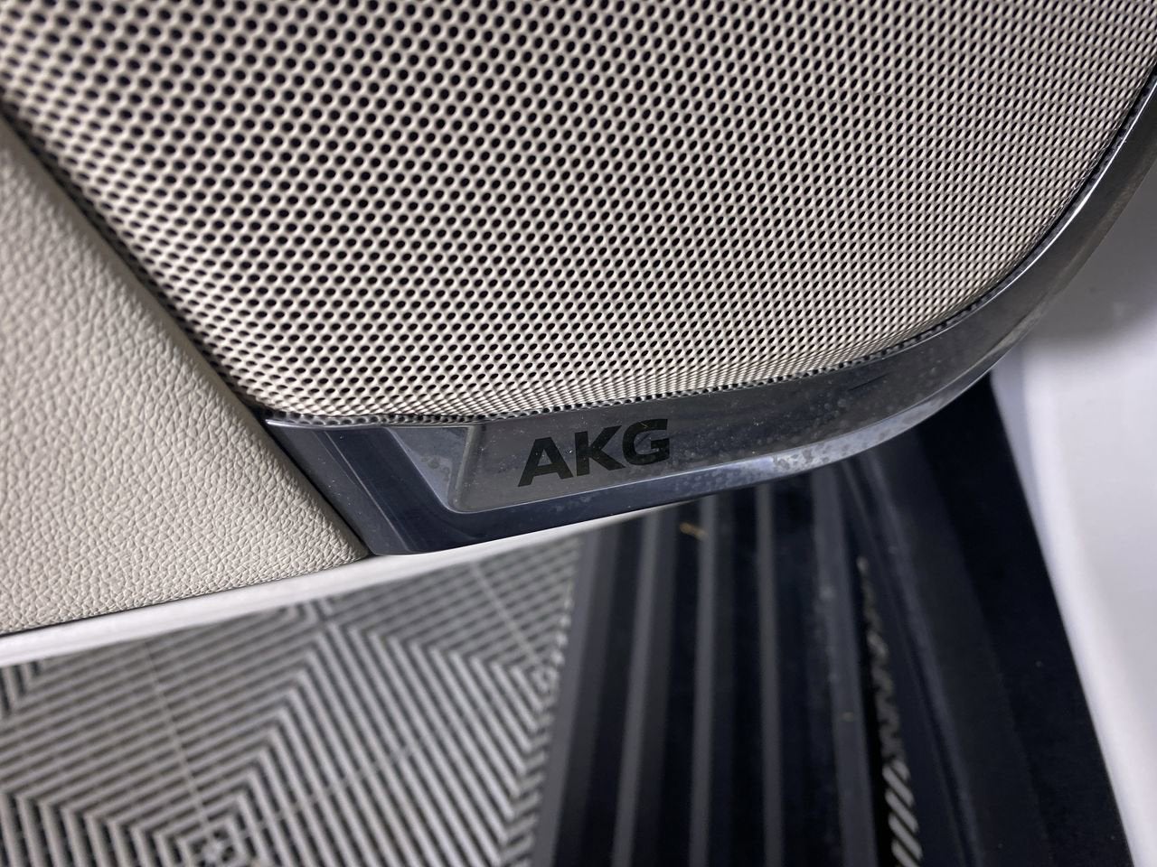 2023 Cadillac Escalade ESV Premium Luxury Platinum