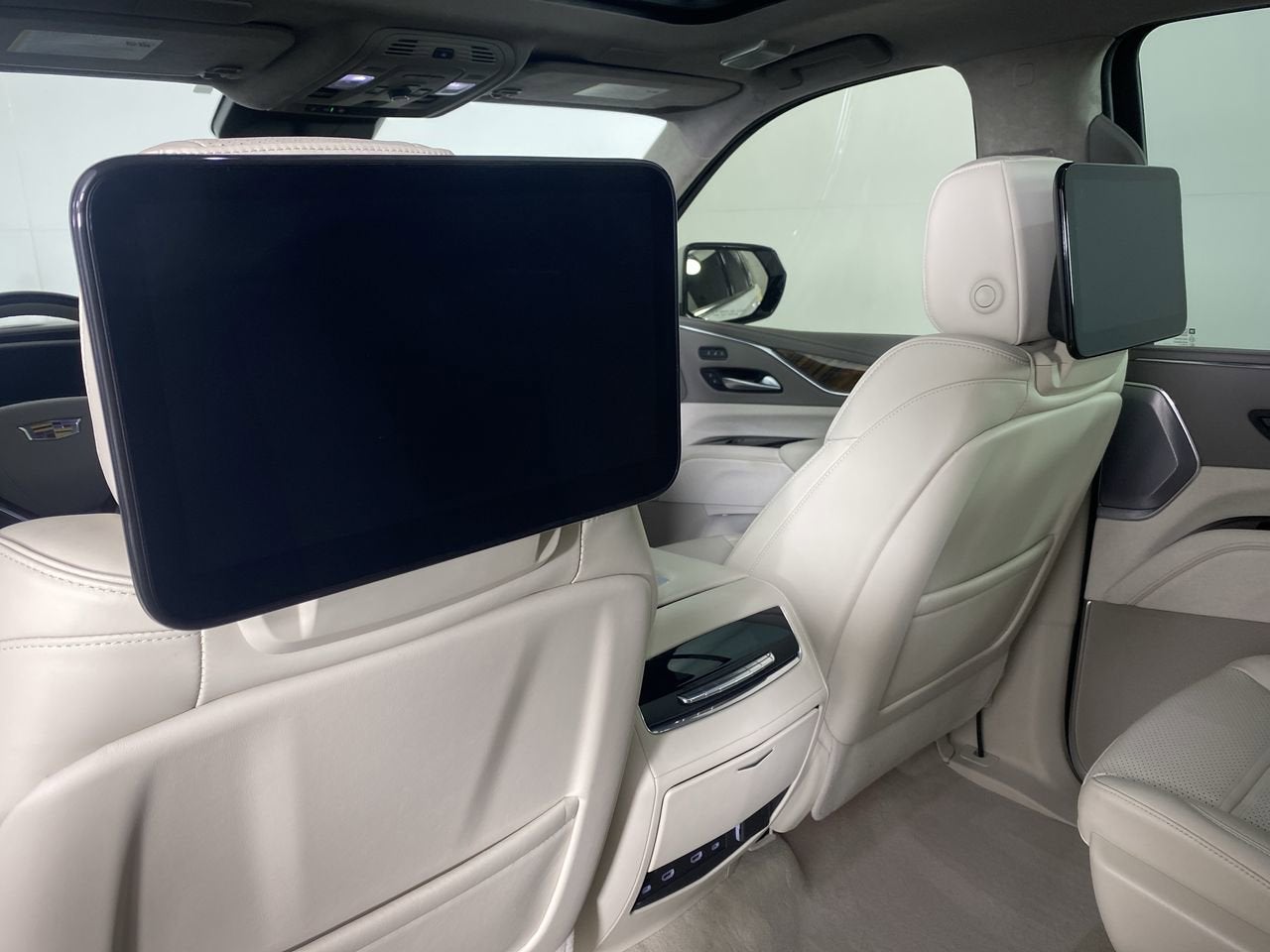 2023 Cadillac Escalade ESV Premium Luxury Platinum