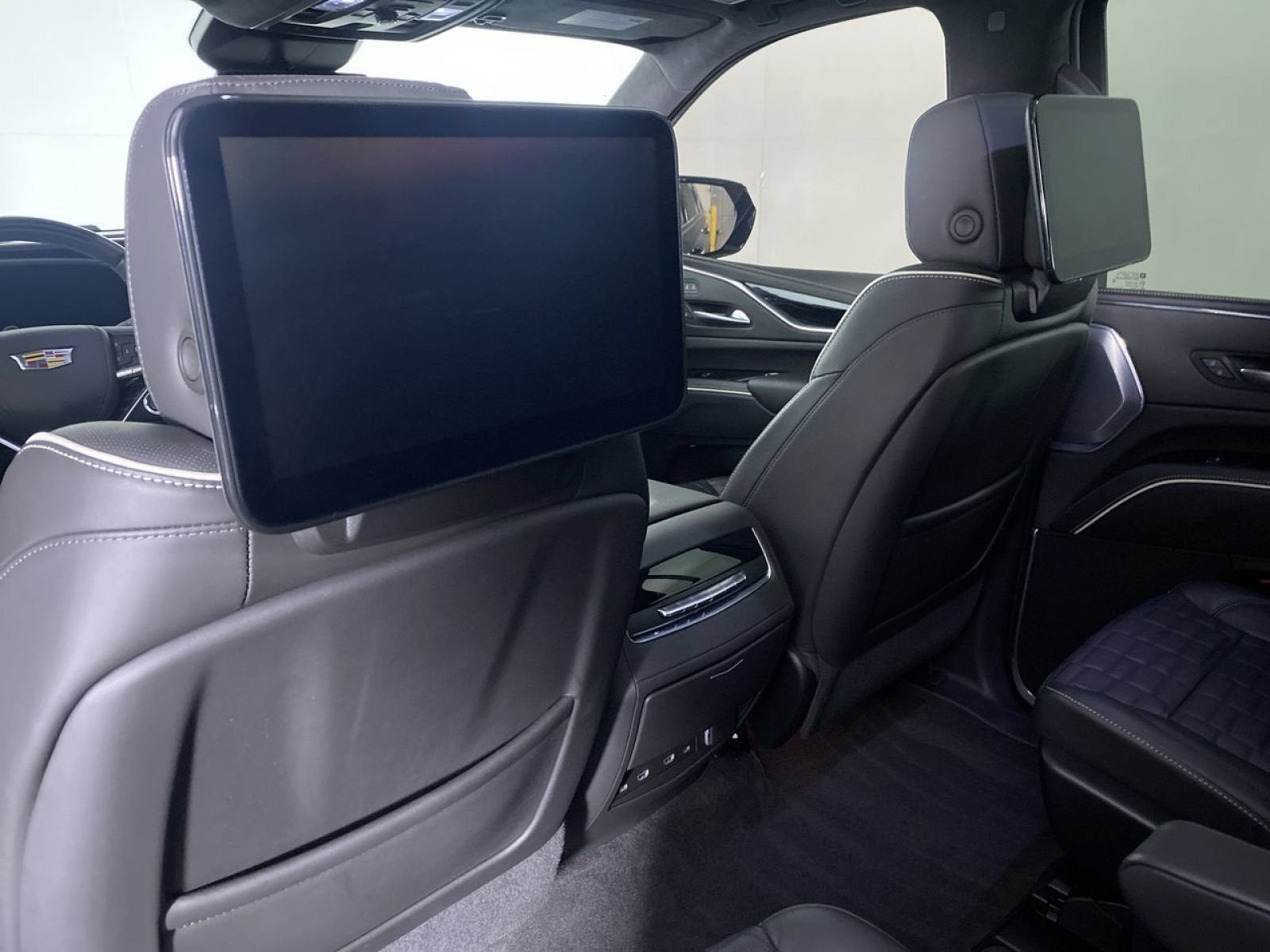 2023 Cadillac Escalade ESV AWD V-Series