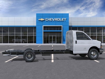 2025 Chevrolet Express Cutaway 3500 1WT