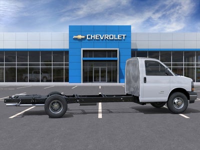 2025 Chevrolet Express Cutaway 3500 1WT