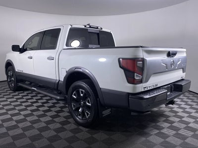 2022 Nissan TITAN Crew Cab Platinum Reserve 4x4