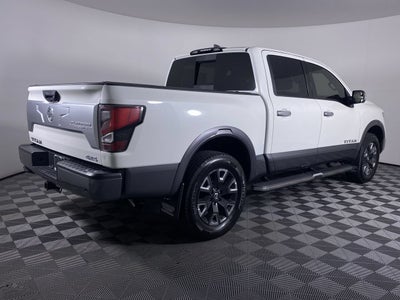 2022 Nissan TITAN Crew Cab Platinum Reserve 4x4