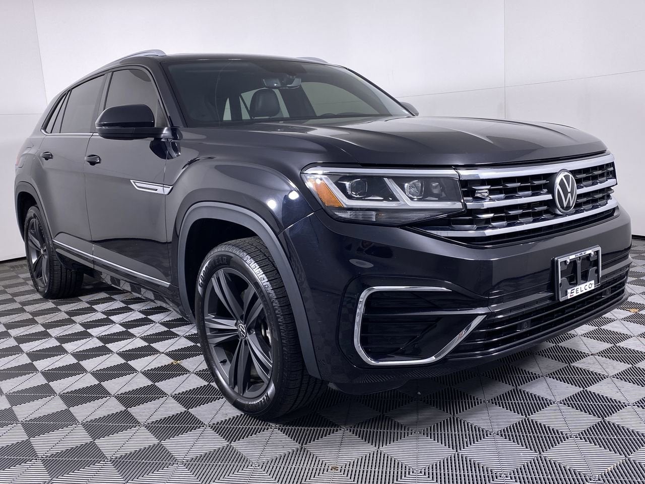 2021 Volkswagen Atlas Cross Sport 3.6L V6 SE w/Technology R-Line
