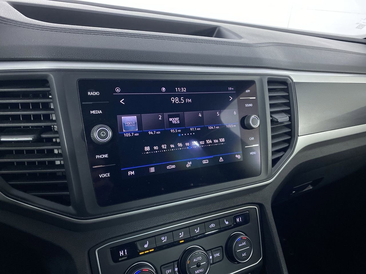 2021 Volkswagen Atlas Cross Sport 3.6L V6 SE w/Technology R-Line