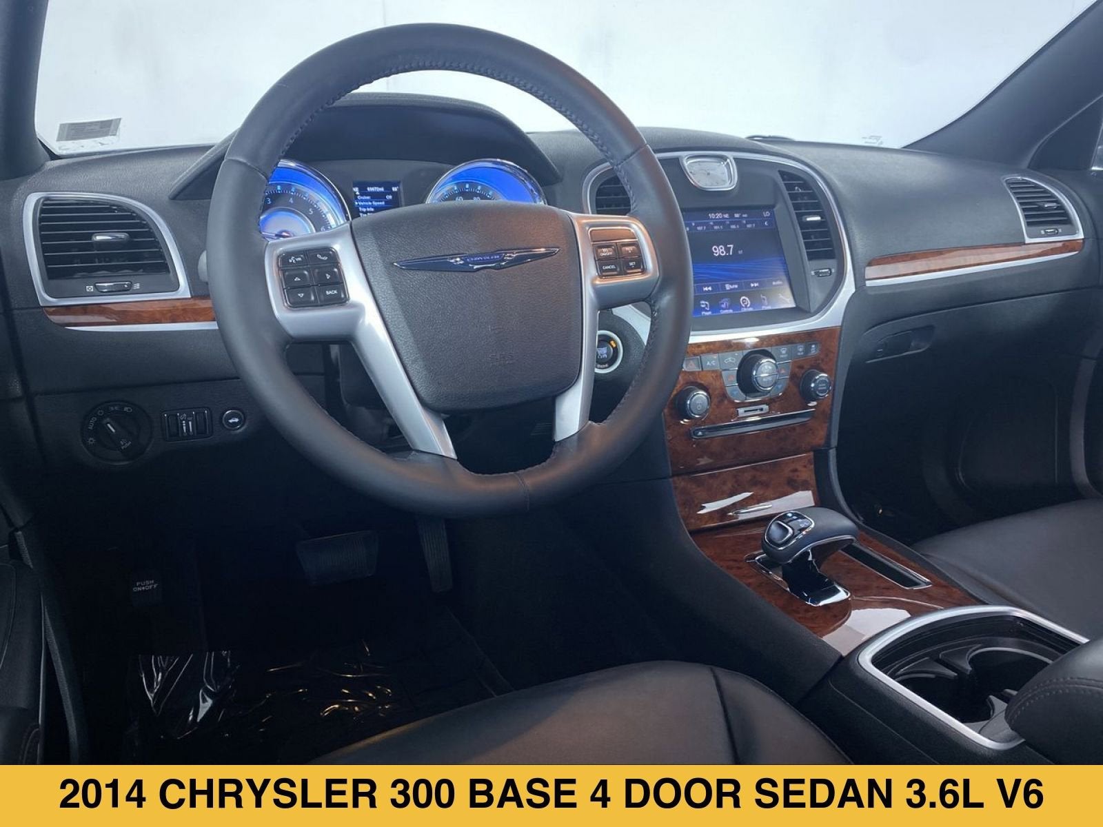 Used 2014 Chrysler 300 Base with VIN 2C3CCARG2EH301872 for sale in Ballwin, MO