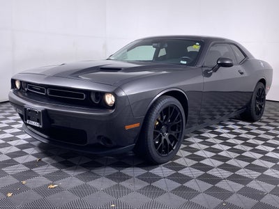 2017 Dodge Challenger SXT