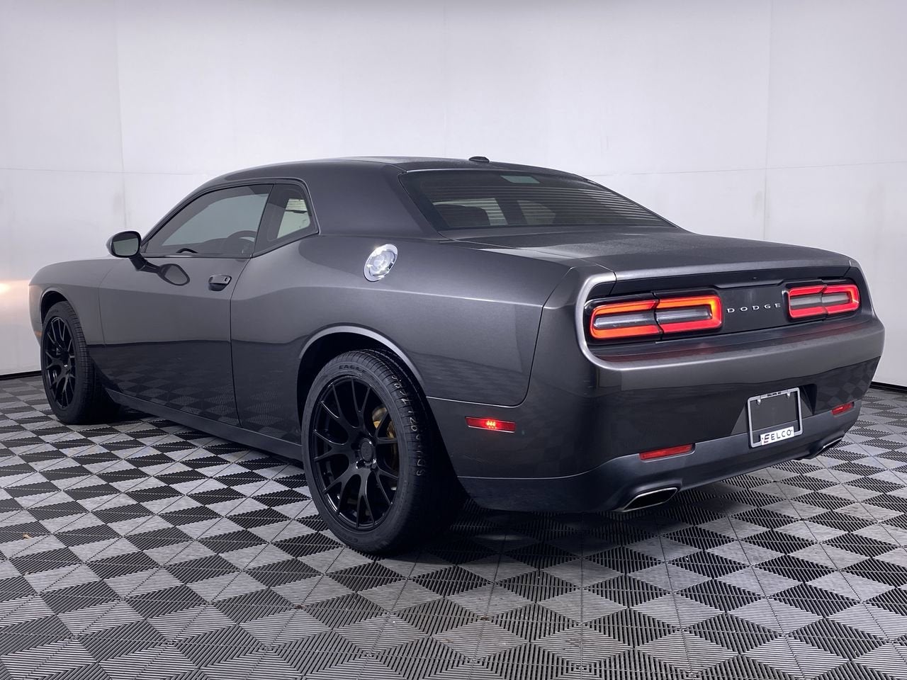 2017 Dodge Challenger SXT