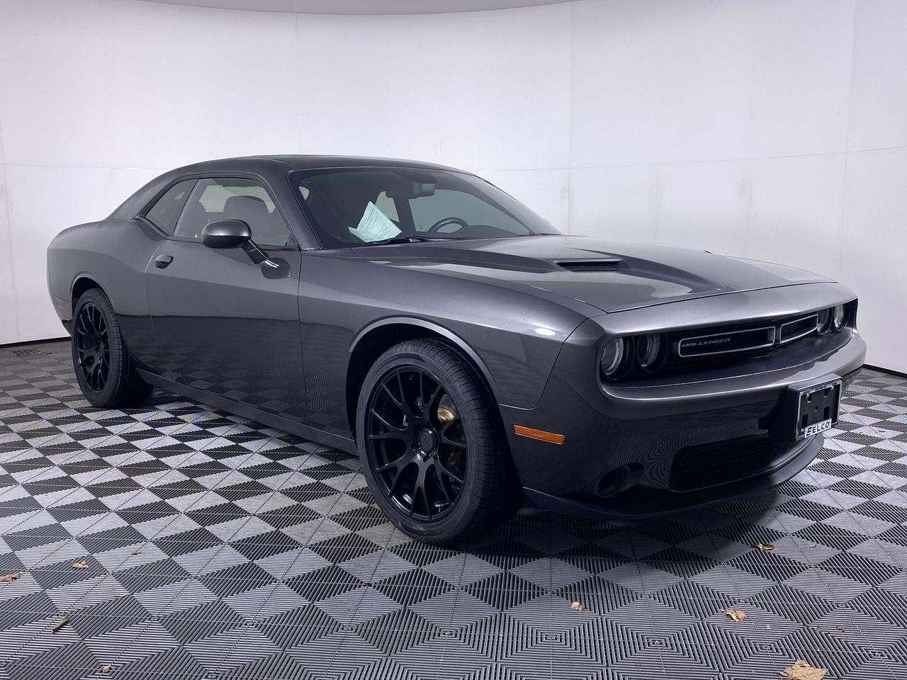 2017 Dodge Challenger SXT