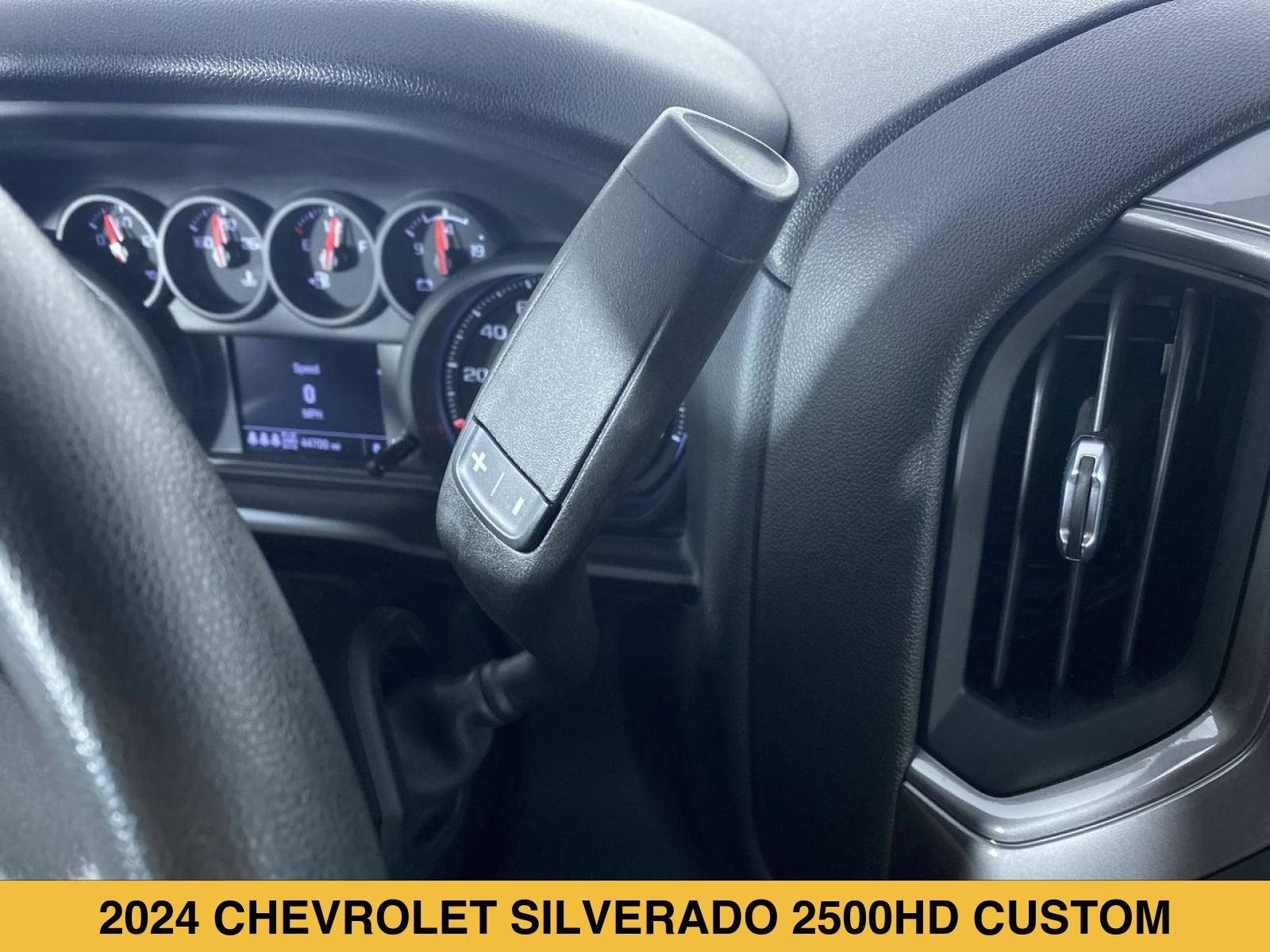 2024 Chevrolet Silverado 2500 HD Custom