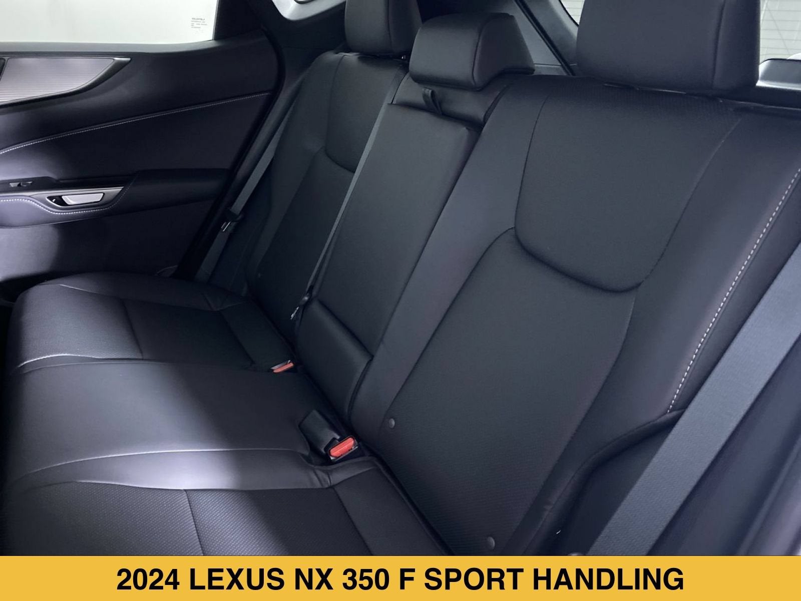 2024 Lexus NX 350 - Photo 13