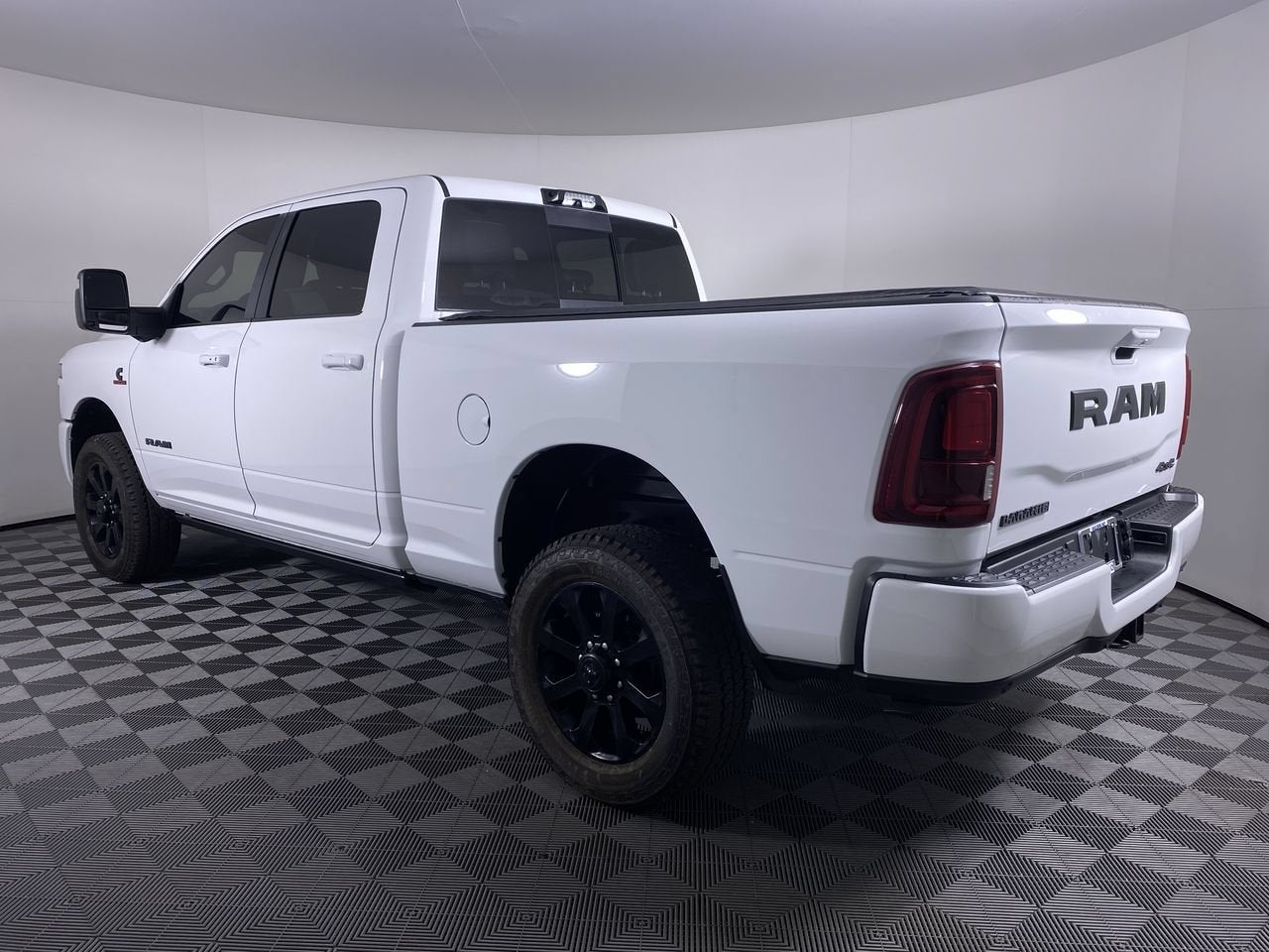 2026 RAM 2500 Laramie Crew Cab 4x4 6'4" Box