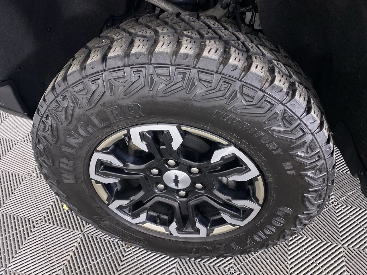 2024 Chevrolet Silverado 1500 ZR2