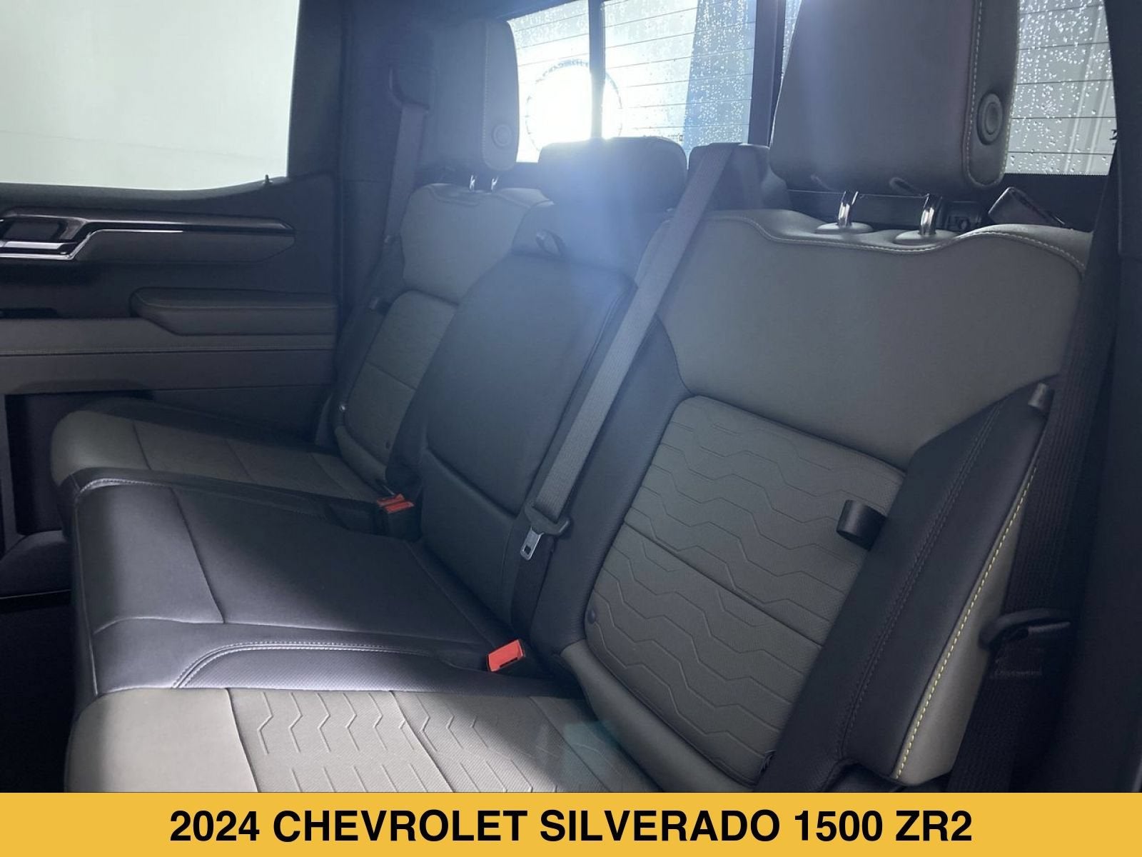 2024 Chevrolet Silverado 1500 ZR2 - Photo 14