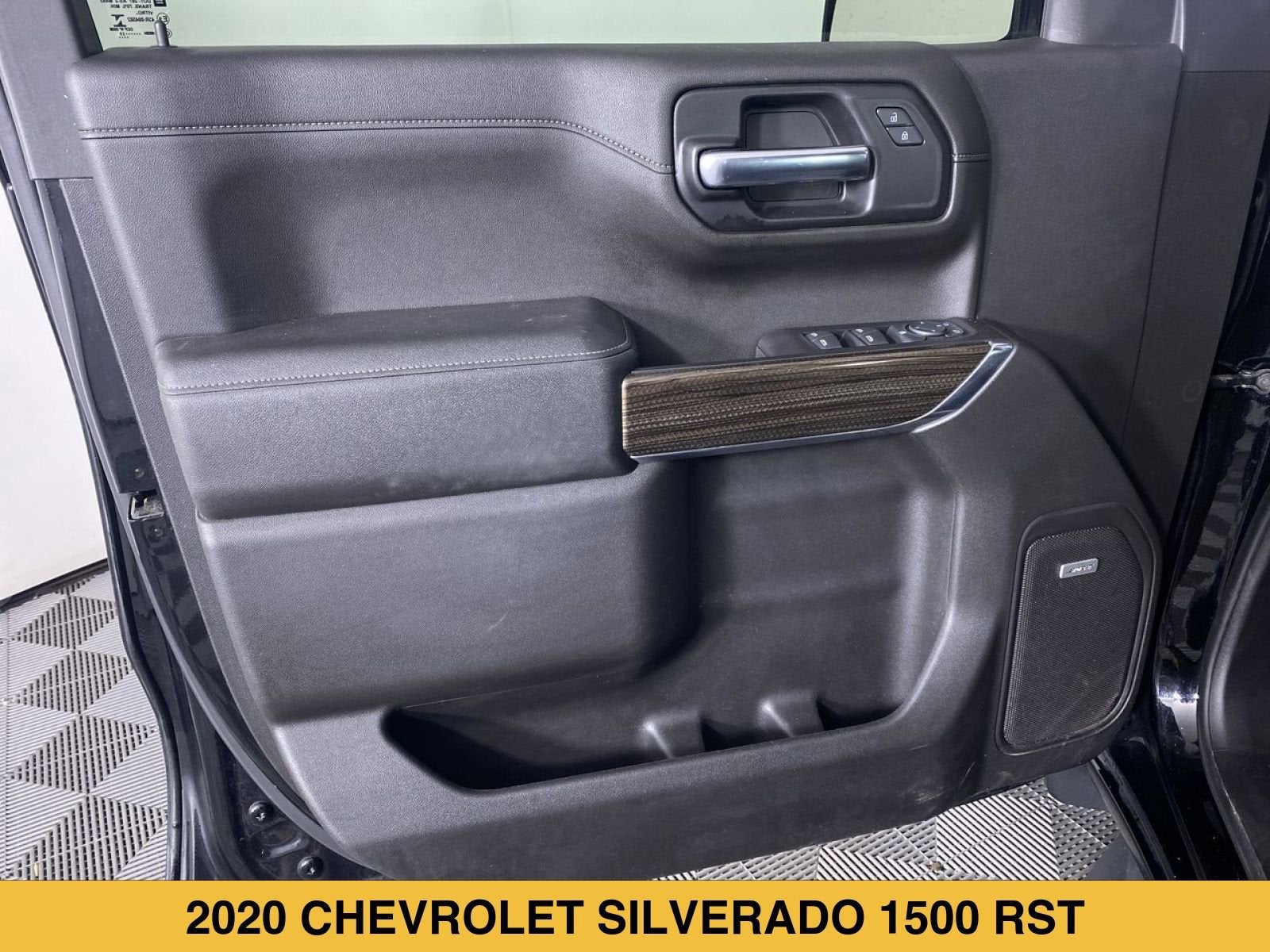 2020 Chevrolet Silverado 1500 RST - Photo 11