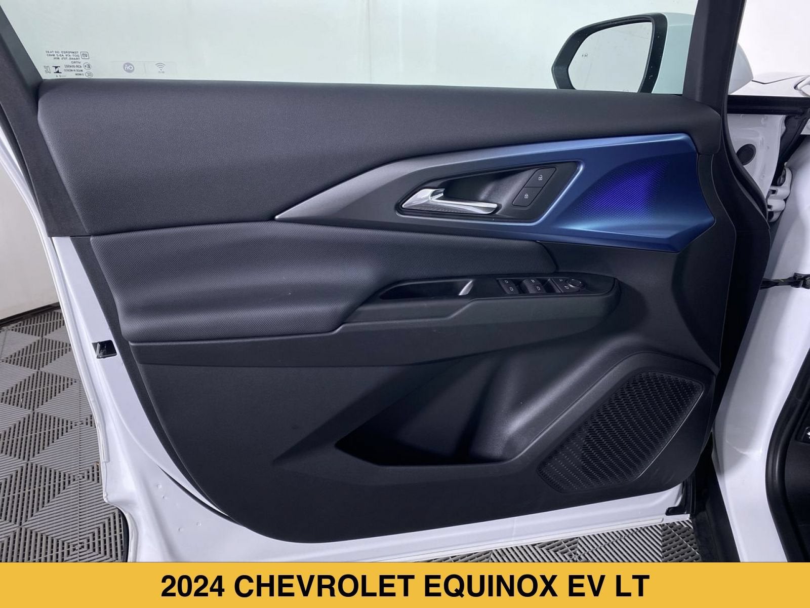 2024 Chevrolet Equinox EV 2LT