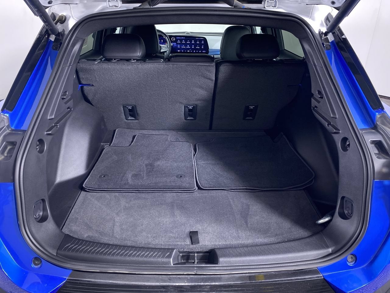 2024 Chevrolet Equinox EV LT - Photo 13