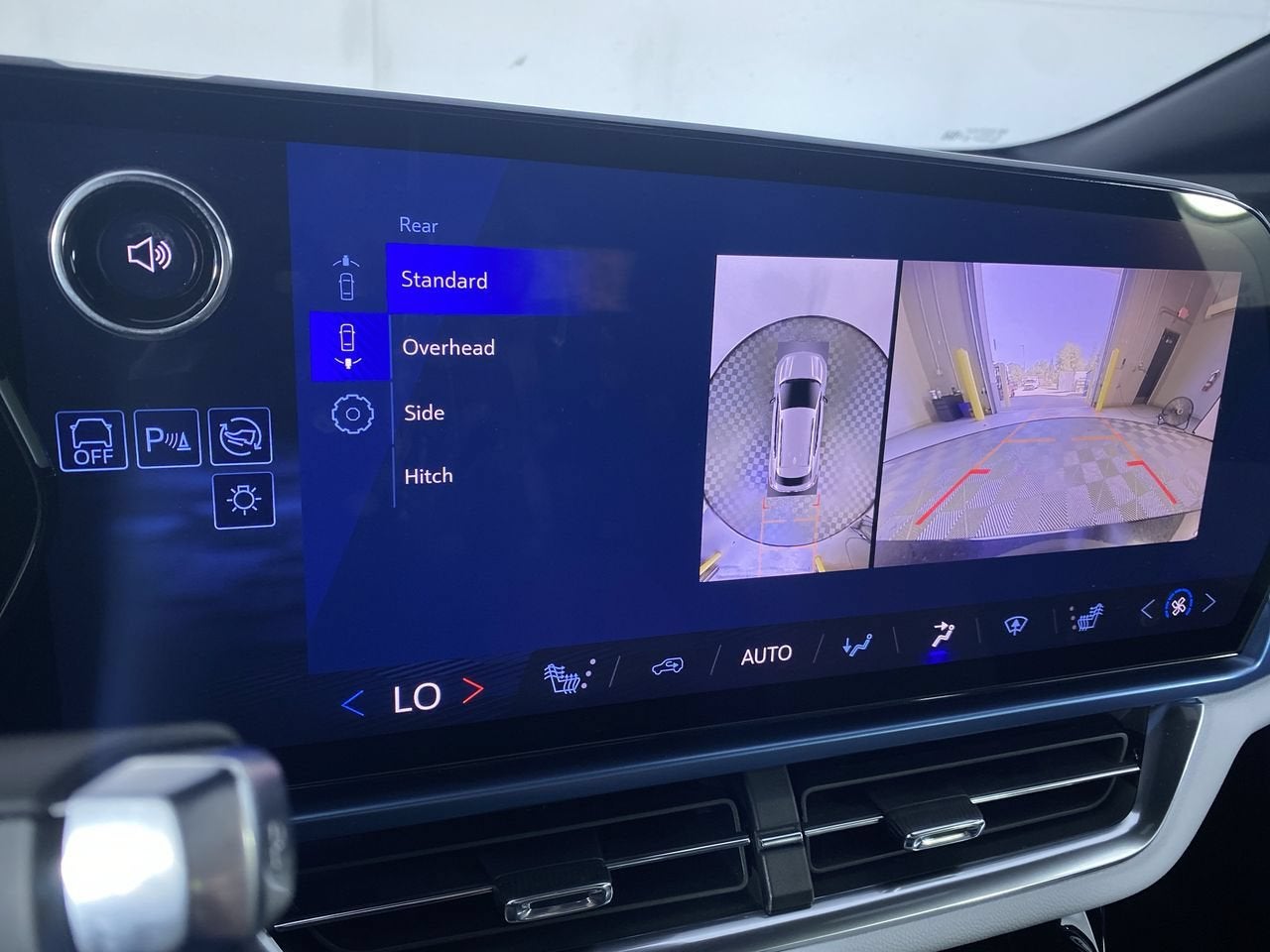 2024 Chevrolet Equinox EV LT - Photo 7