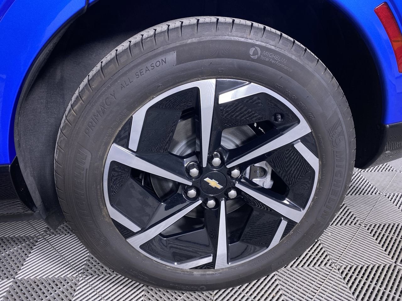 2025 Chevrolet Equinox EV LT