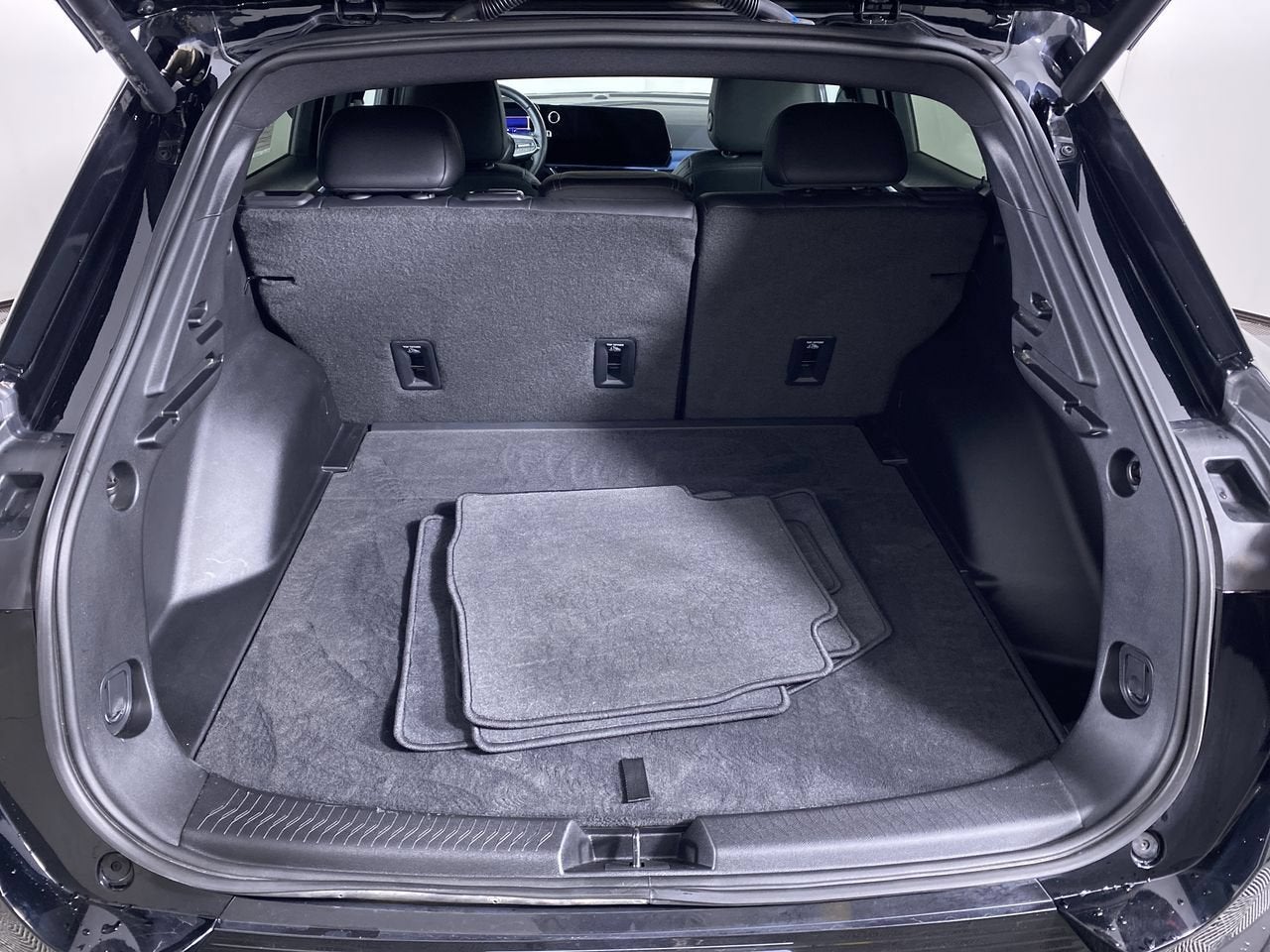 2024 Chevrolet Equinox EV LT - Photo 13