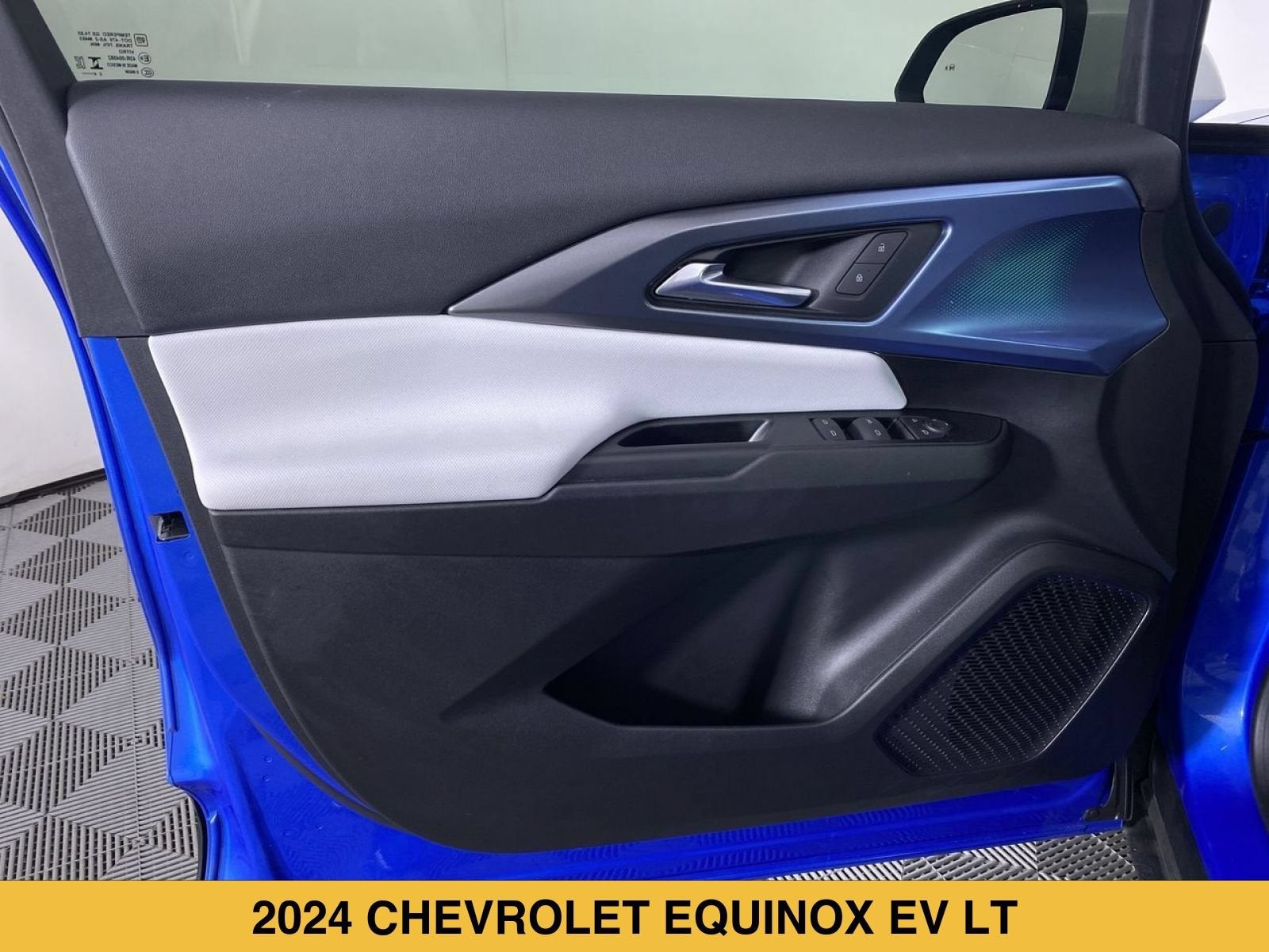 2024 Chevrolet Equinox EV 2LT