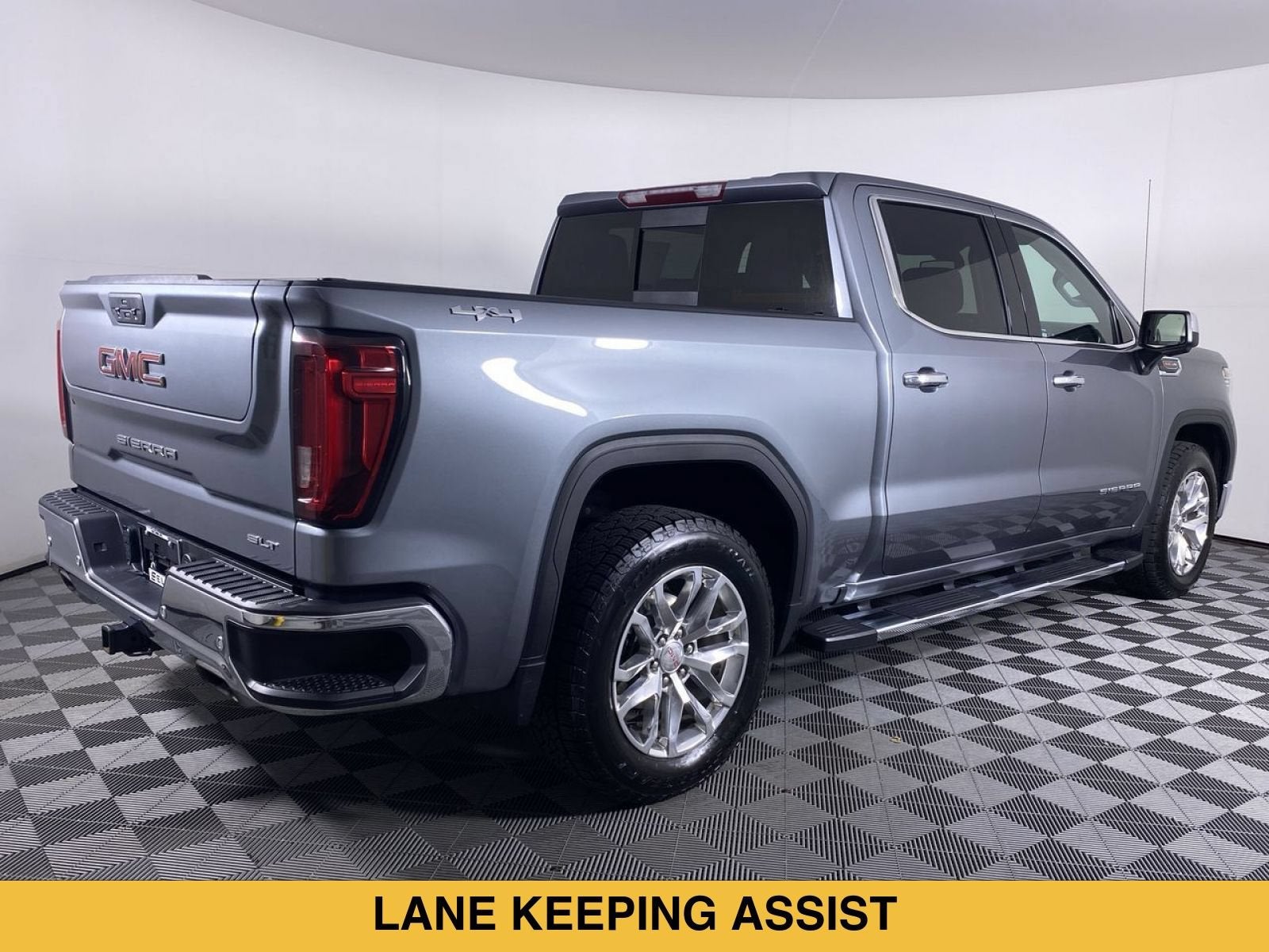 2020 GMC Sierra 1500 SLT
