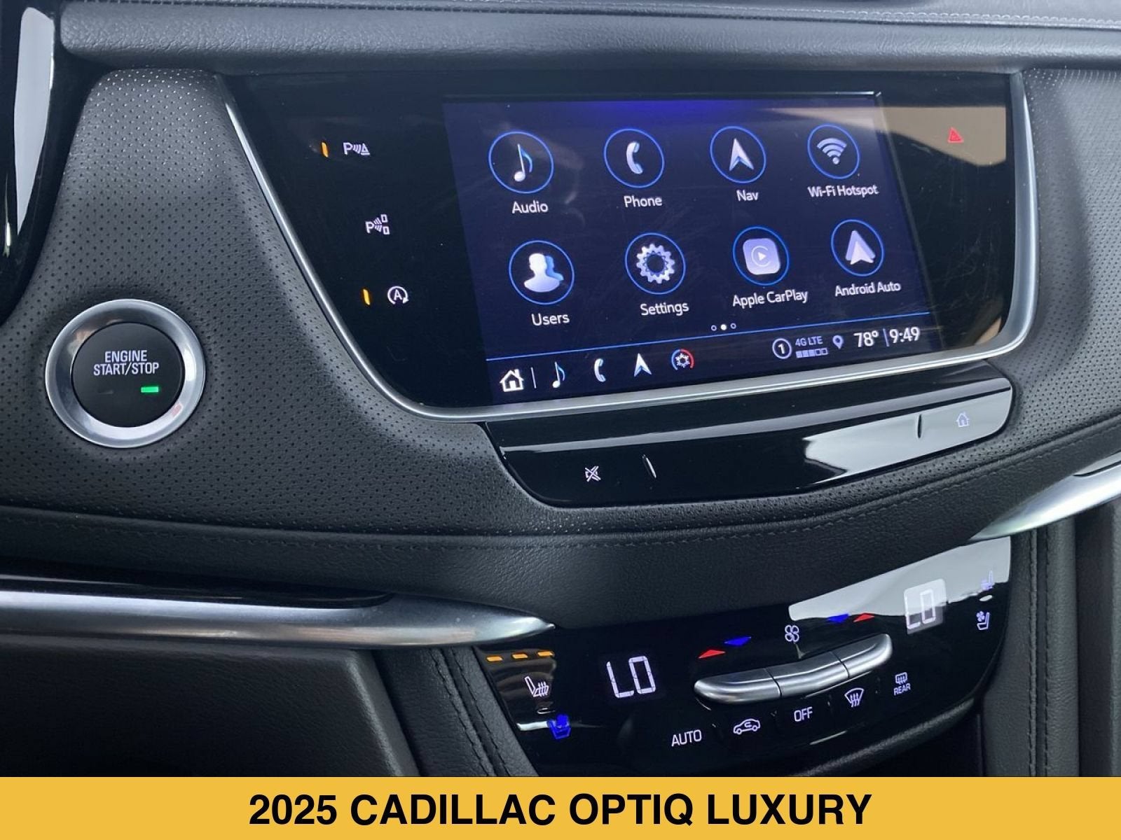 2025 Cadillac OPTIQ Luxury 2