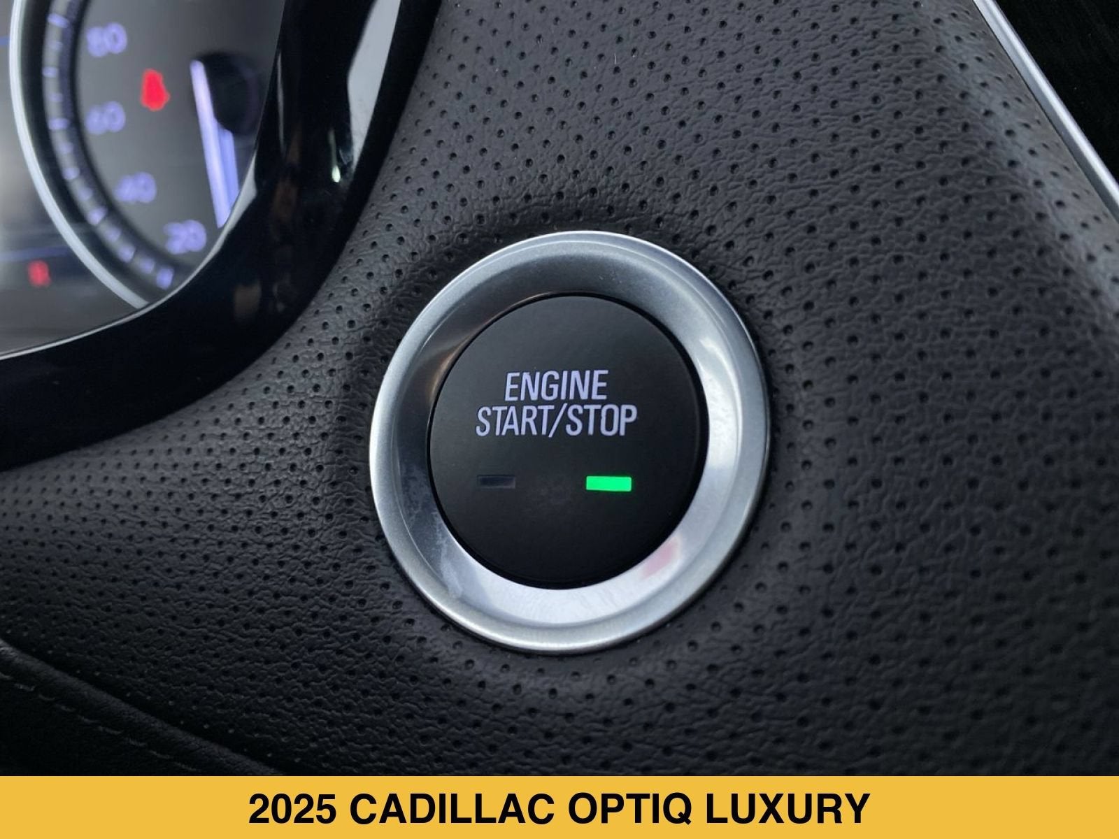 2025 Cadillac OPTIQ Luxury 2