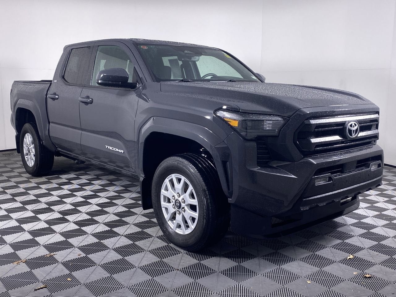 2025 Toyota Tacoma 4WD SR