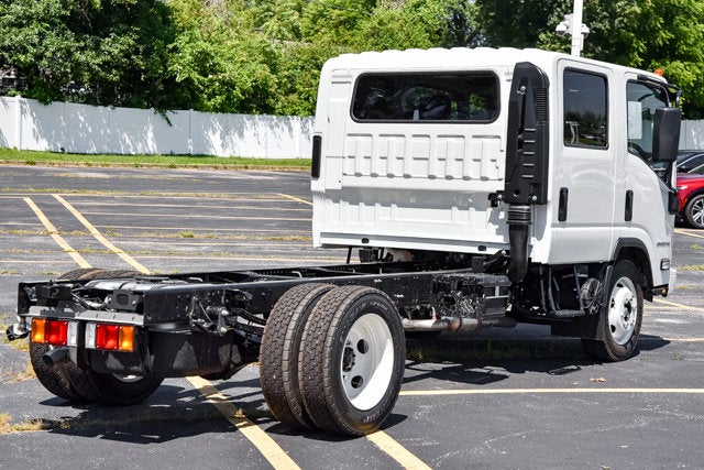 2024 Chevrolet Low Cab Forward 4500 Base