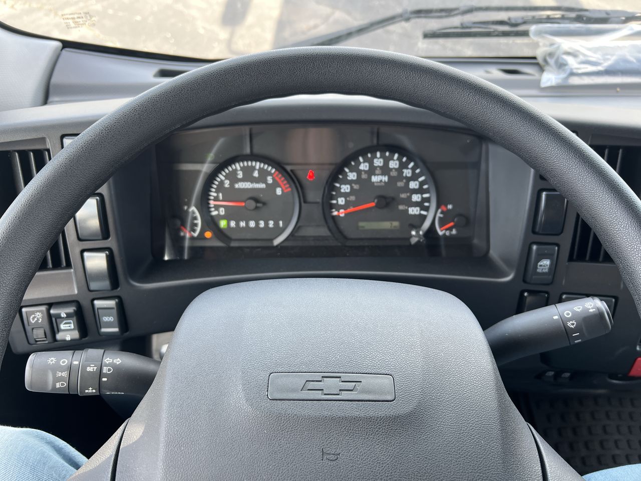 2025 Chevrolet Low Cab Forward 5500 HG Base