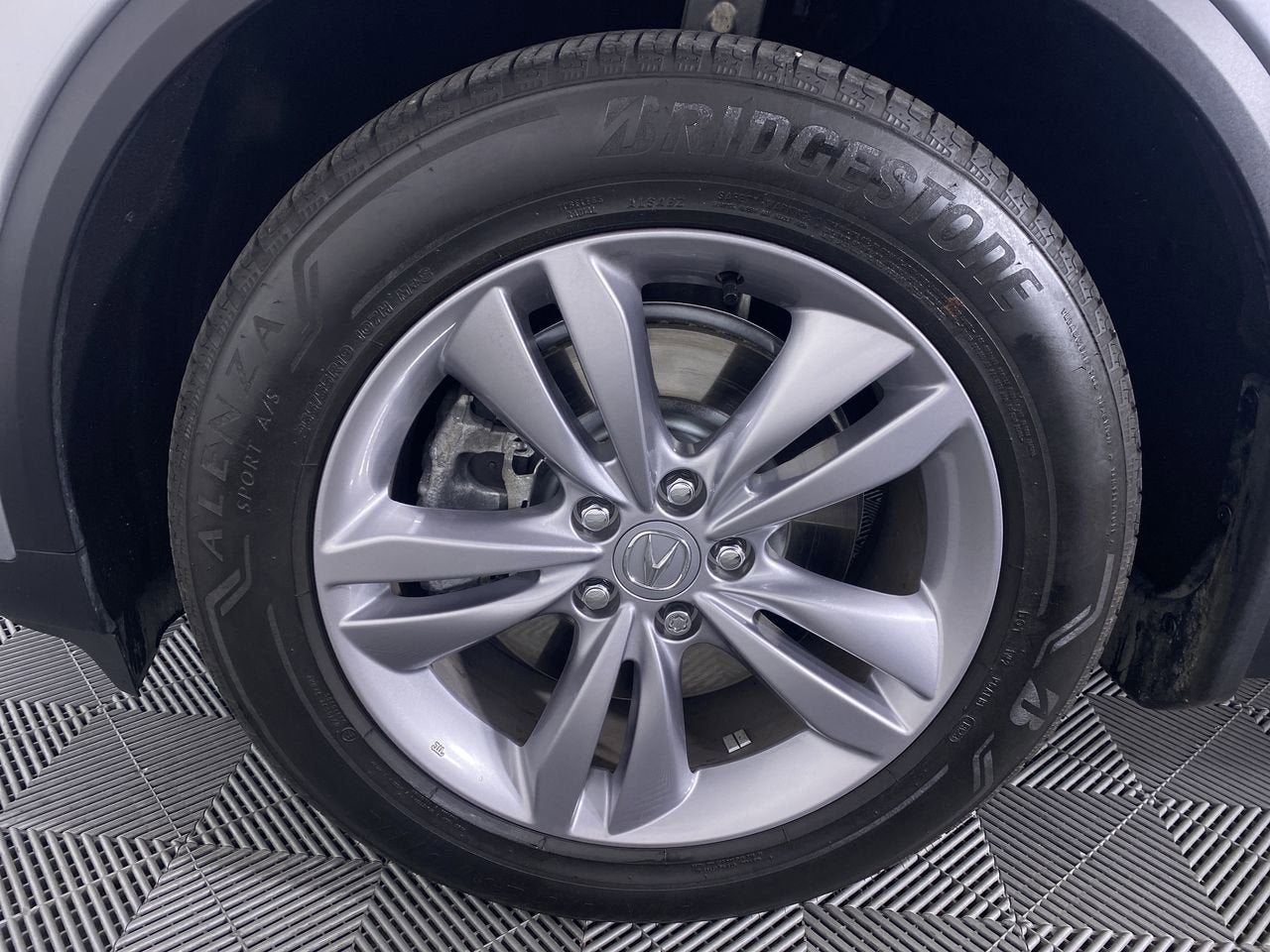 2024 Acura MDX Standard