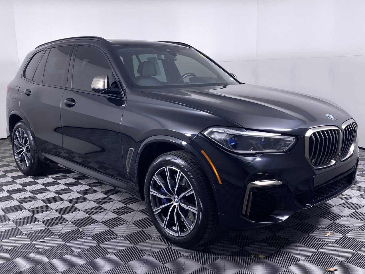 2022 BMW X5 M50i