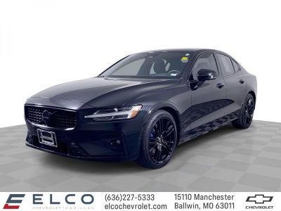 2023 Volvo S60 B5 Plus Black Edition