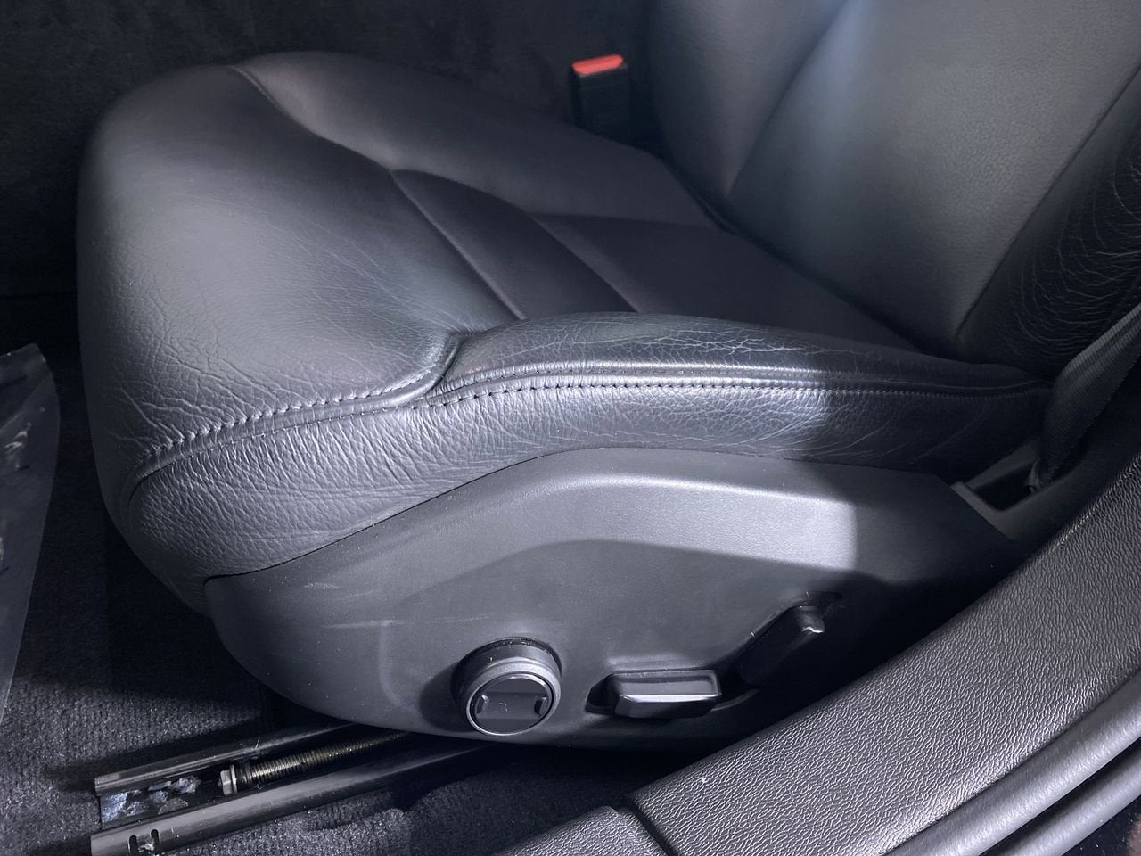 2023 Volvo S60 B5 Plus Black Edition