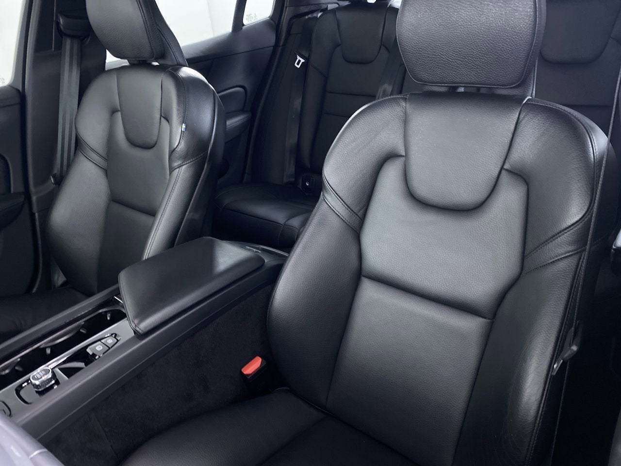 2023 Volvo S60 B5 Plus Black Edition