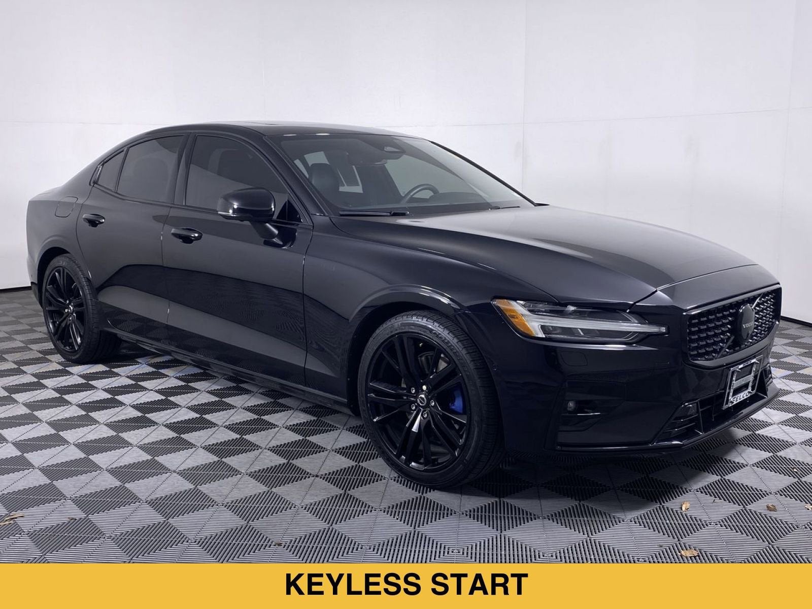 2023 Volvo S60 B5 Plus Black Edition