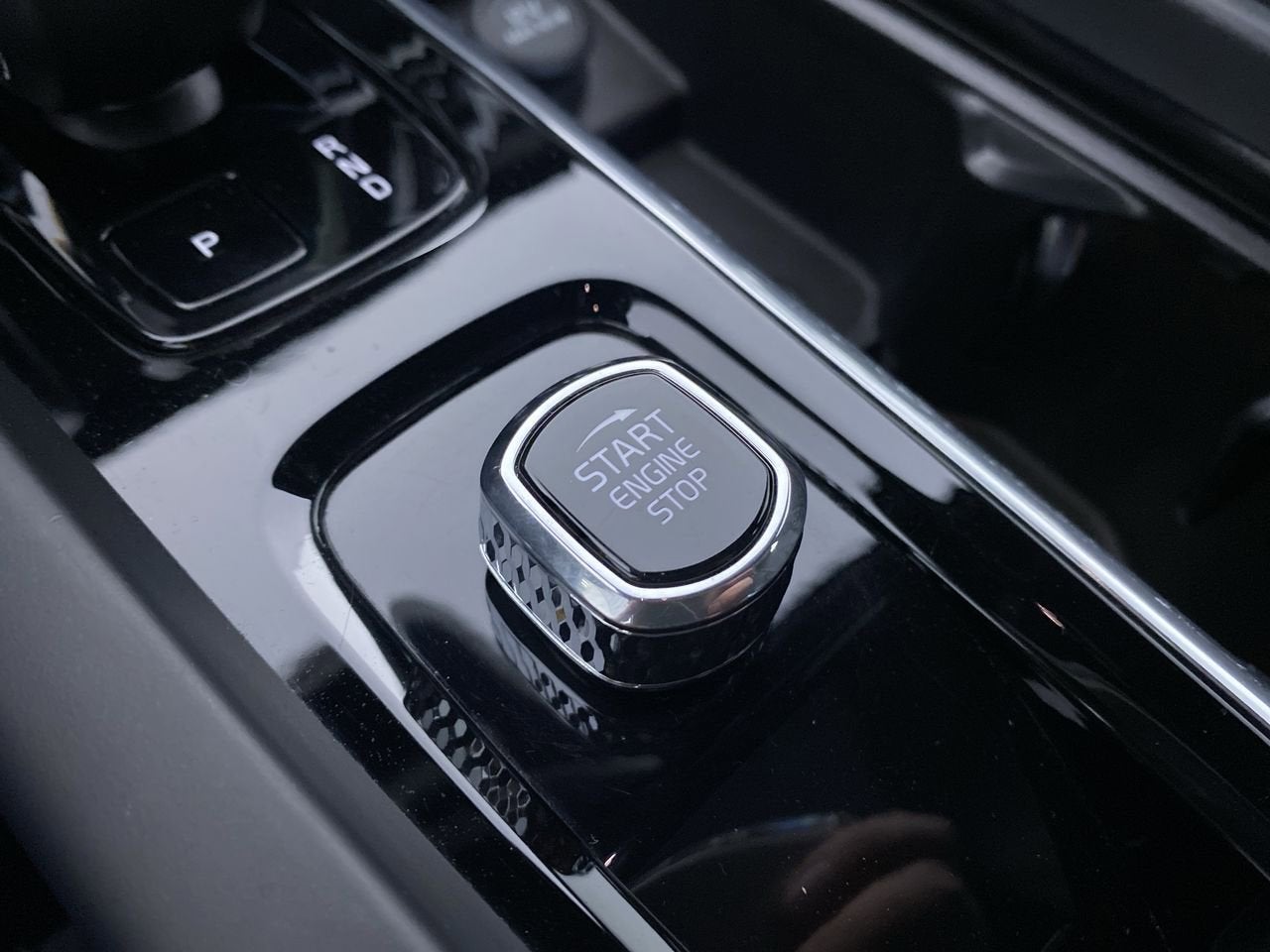 2023 Volvo S60 B5 Plus Black Edition