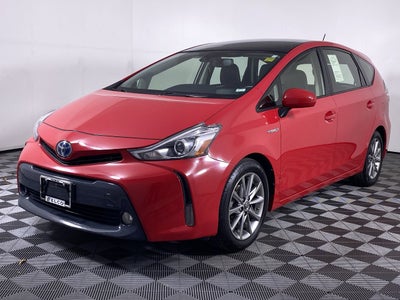2015 Toyota Prius v Five