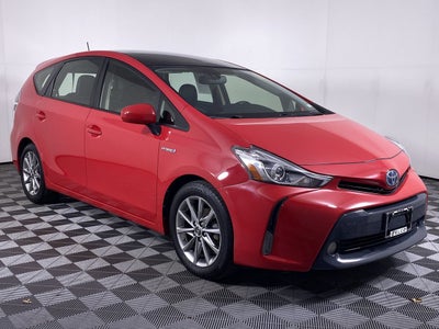 2015 Toyota Prius v Five