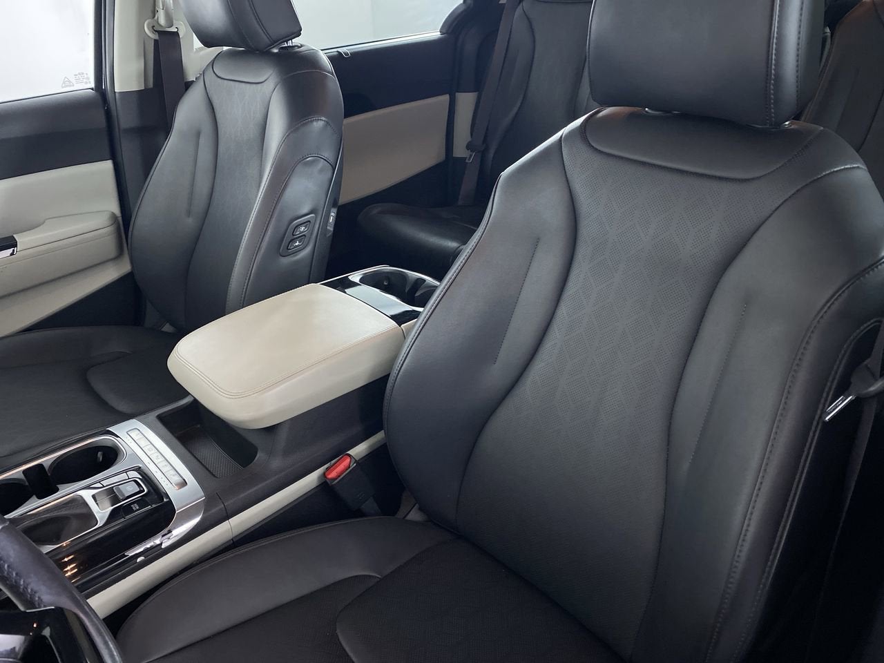 2022 Kia Carnival MPV EX