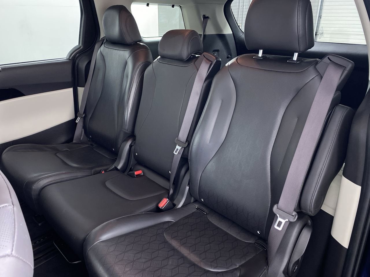 2022 Kia Carnival MPV EX